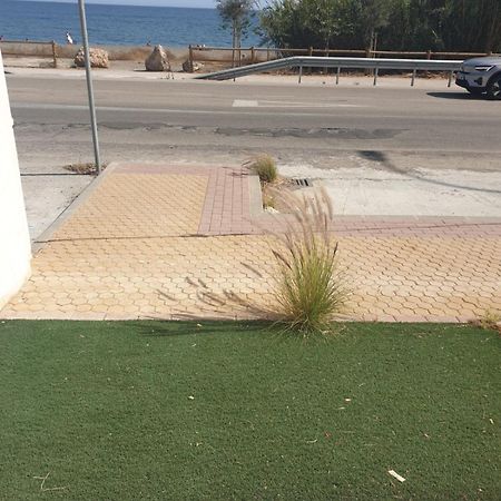 Apartamento Piso en la playa Benajarafe Exterior foto